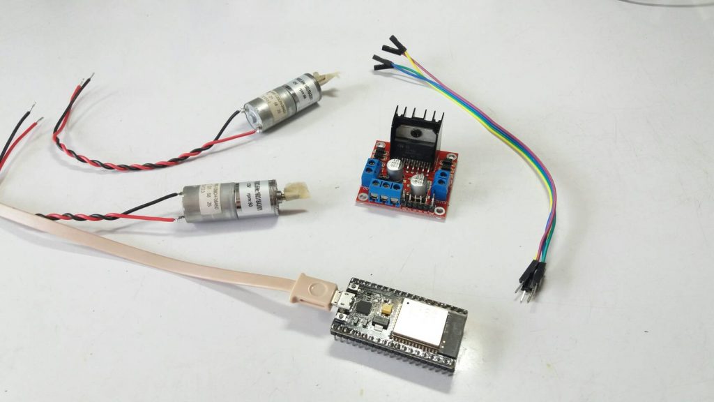 Basic ESP32 Control DC motor 2CH by L298 Module