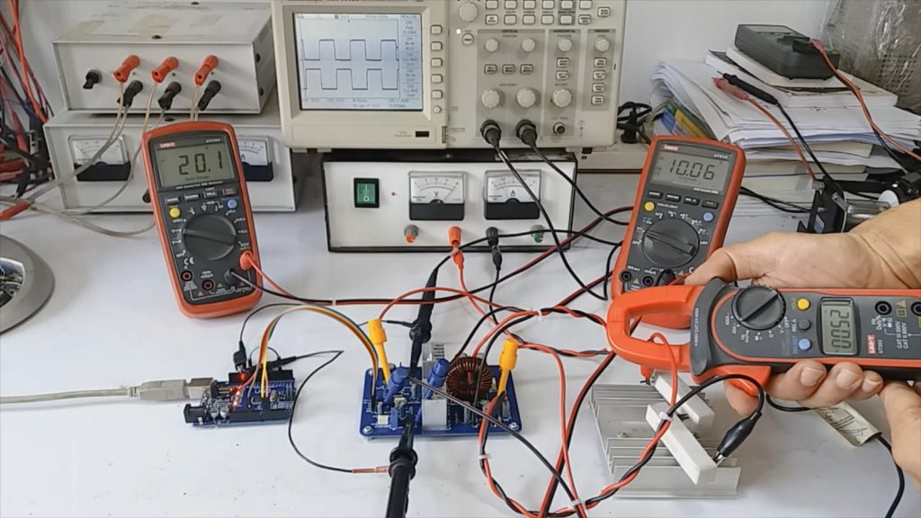 Synchronous Buck Converter Based on Arduino UNO