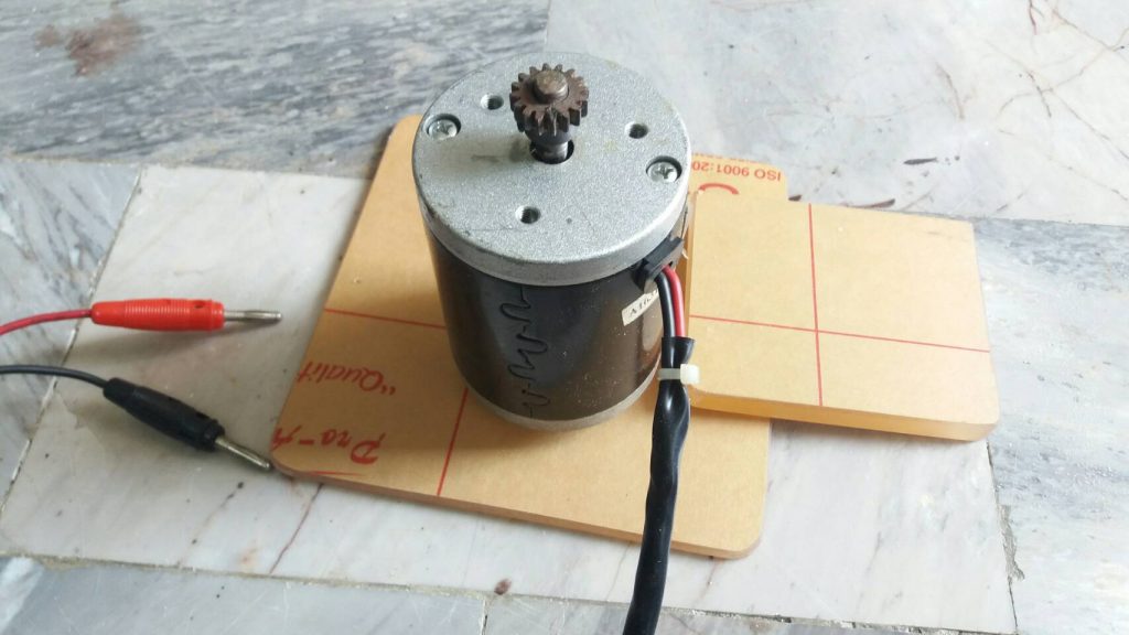 Build a DC motor mounting base for Experiment