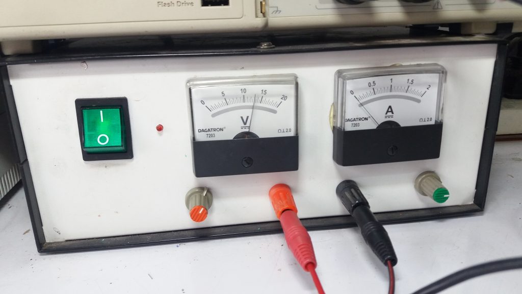 Simple DC Motor Speed Control by IR2153