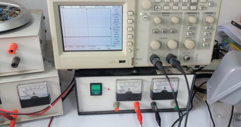 Simple VFD 3 Phase Induction Motor SinePWM using Arduino UNO