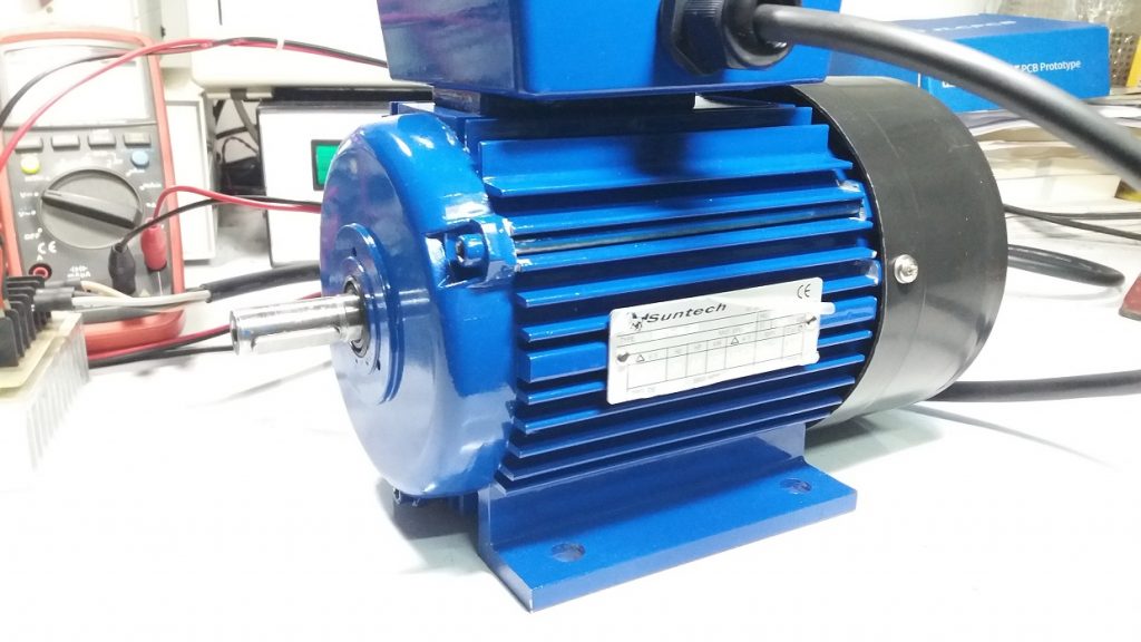 Inside and test 3 phase induction motor 2810rpm 0.5HP