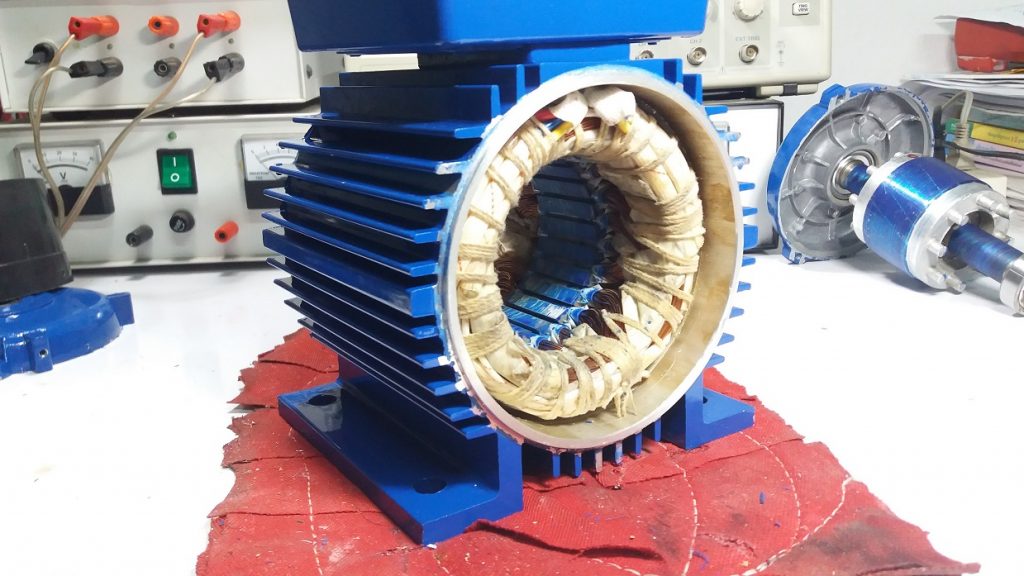 Inside and test 3 phase induction motor 2810rpm 0.5HP