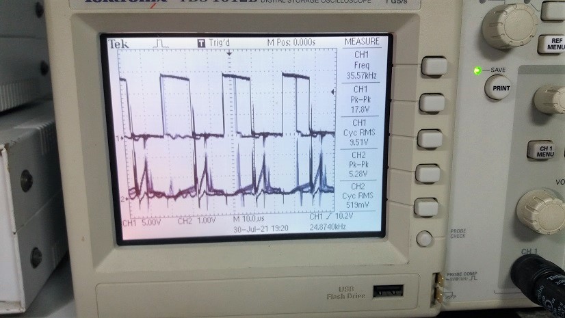 Half-Bridge Converter SMPS Using UCC3808 Controller