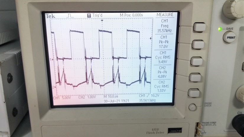 Half-Bridge Converter SMPS Using UCC3808 Controller