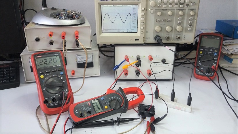 DC and AC Closed Loop Current Sensor using CSNB131 Honeywell