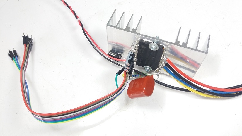 Small Size Prototype of 3 Phase Motor Drive by Using IPM-IKCM15F60GA