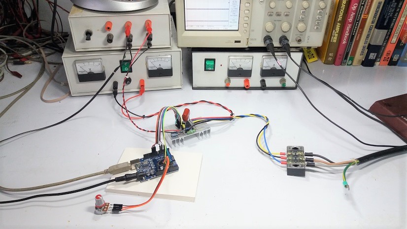 Small Size Prototype of 3 Phase Motor Drive by Using IPM-IKCM15F60GA