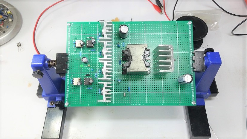 Simple and Small Phase-Shifted Full-Bridge Converter By Using Arduino UNO