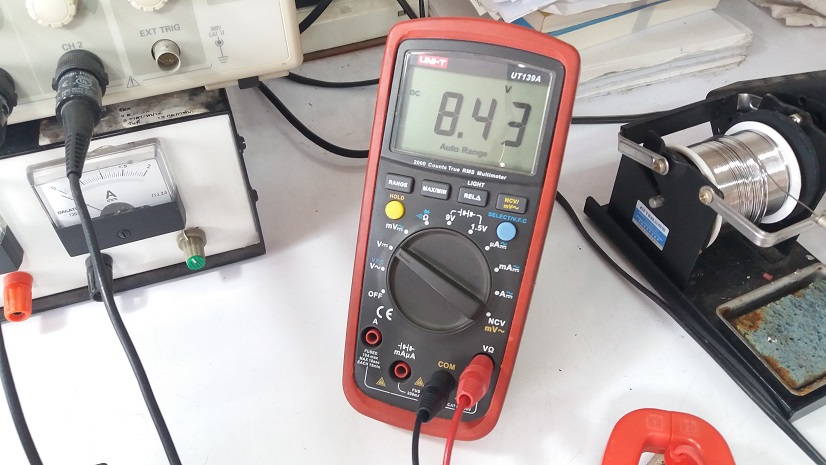 Simple and Small Phase-Shifted Full-Bridge Converter By Using Arduino UNO