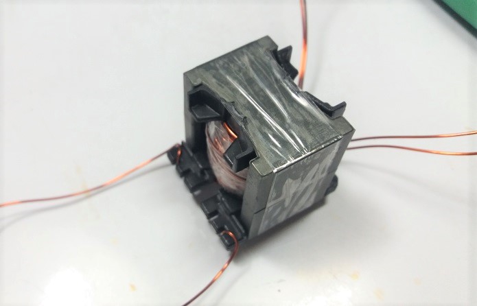 Simple Half-Bridge Topology Switching Mode Power Supply Using IR2153