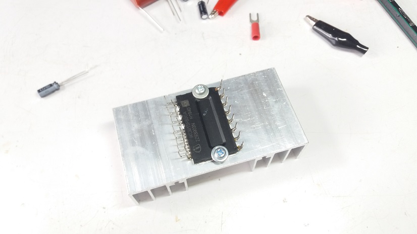 Small Size Prototype of 3 Phase Motor Drive by Using IPM-IKCM15F60GA