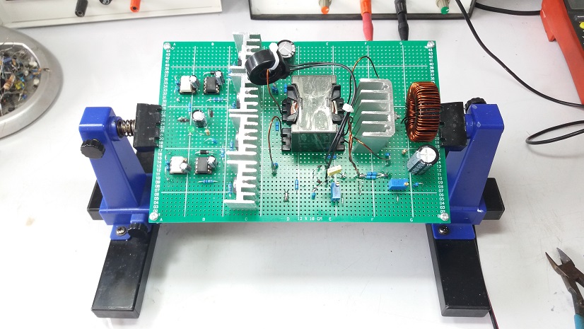 Simple and Small Phase-Shifted Full-Bridge Converter By Using Arduino UNO