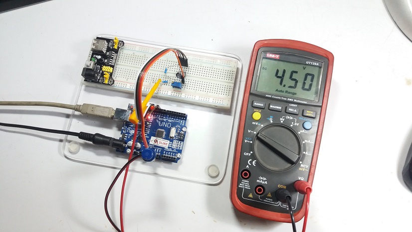 TLC549CP ADC SPI-Bus Control by Arduino UNO