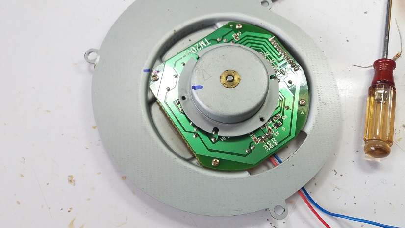 Fan Speed Control by Temperature Monitoring using Op-amp LM393