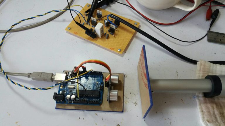 Simple Linear Actuator Control by Arduino UNO