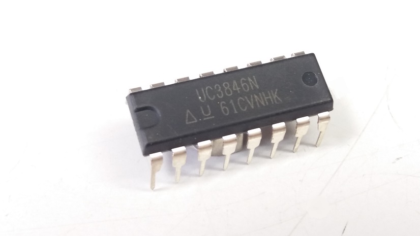 UC3846N Current Mode PWM Controller