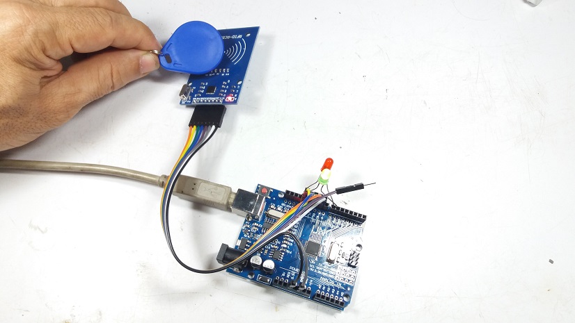 RFID-RC522 Reader Module with Arduino UNO