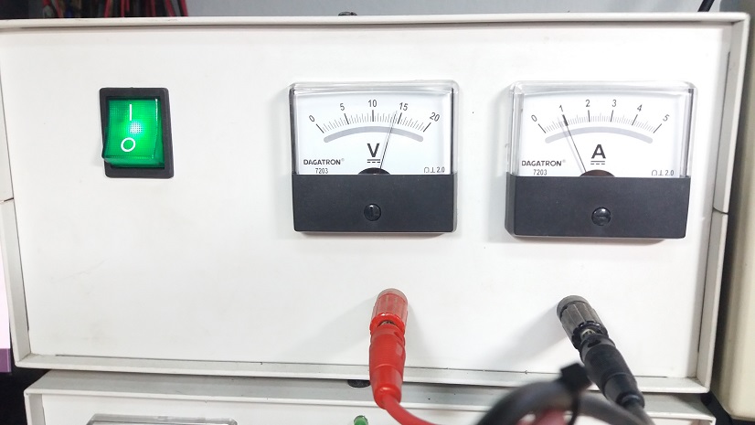 LT1339CN Analog Control DC-DC Synchronous Buck Converter Topology