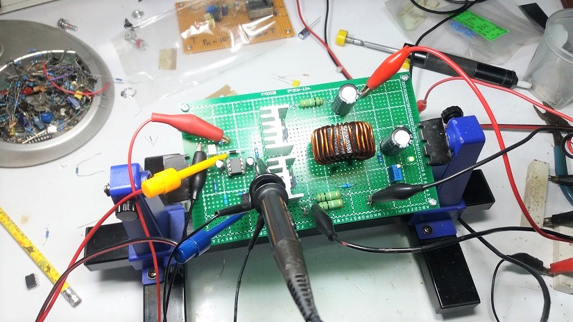 Prototype board DC-DC Synchronous Buck Converter for Maximum Power Point Tracking : MPPT