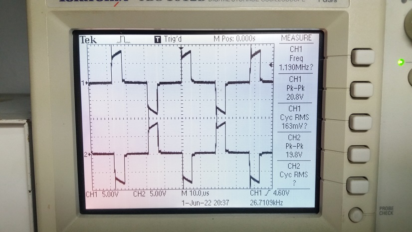 Half-bridge converter switching mode power supply 5V@20A