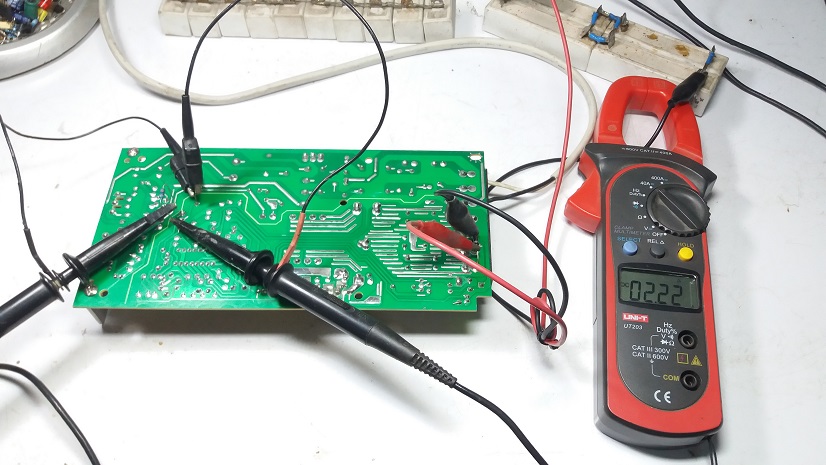 Half-bridge converter switching mode power supply 5V@20A