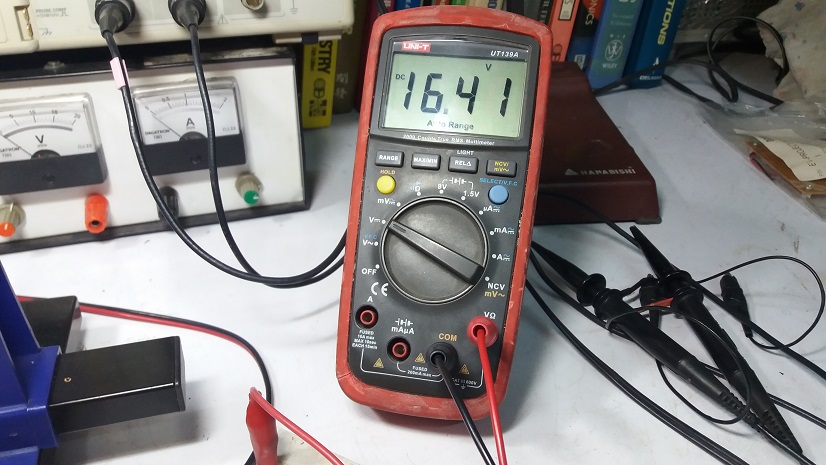 Flyback Converter Switching Mode Power Supply by Using TOP224YN