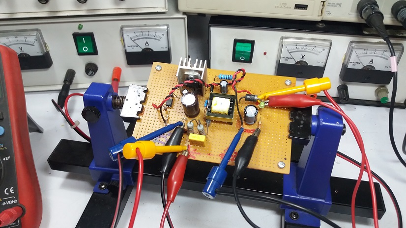 Flyback Converter Switching Mode Power Supply by Using TOP224YN