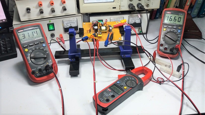 Flyback Converter Switching Mode Power Supply by Using TOP224YN