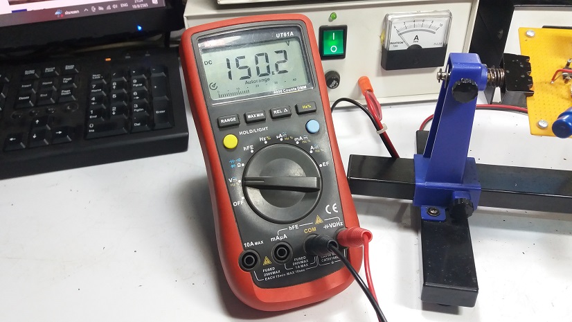 Flyback Converter Switching Mode Power Supply by Using TOP224YN