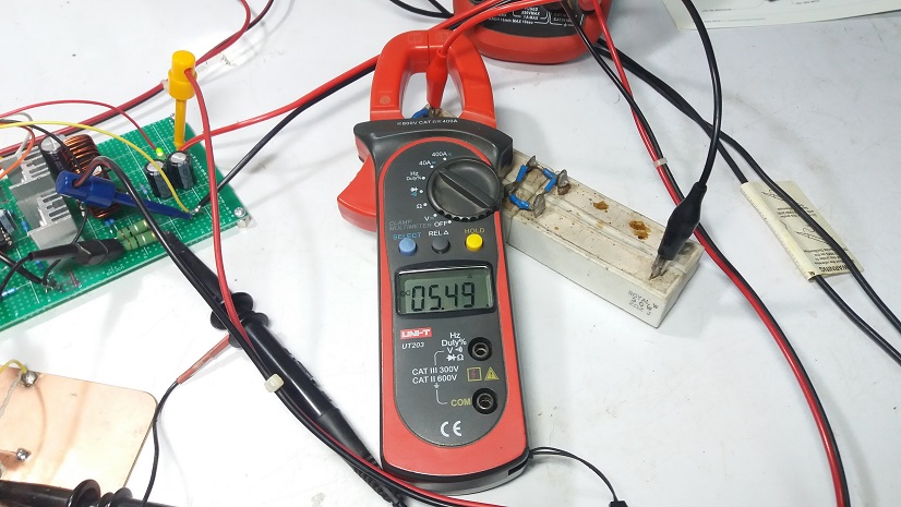 Mini DC to DC Synchronous Buck Converter by Using LM2575HVT