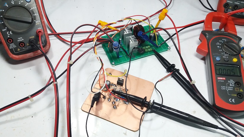Mini DC to DC Synchronous Buck Converter by Using LM2575HVT