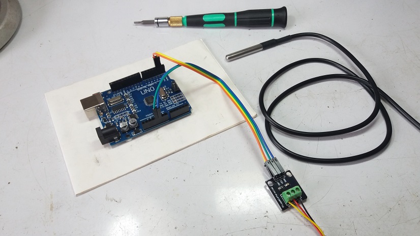 DS18B20 Temperature Sensor with Arduino UNO