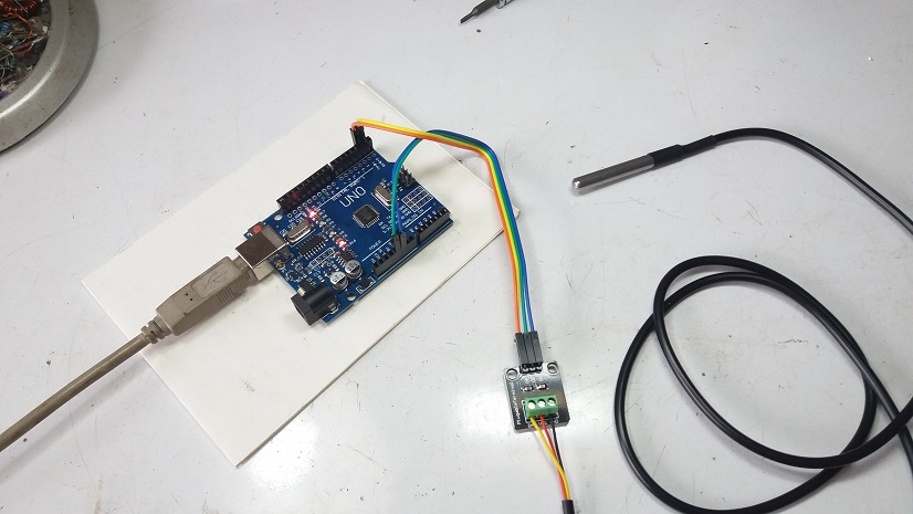 DS18B20 Temperature Sensor with Arduino UNO