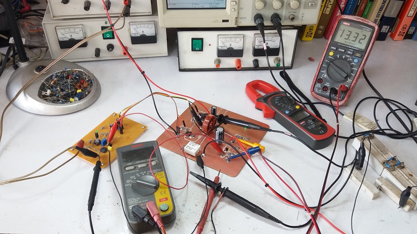 Op-amp LM393 Control DC-DC Synchronous Buck Converter