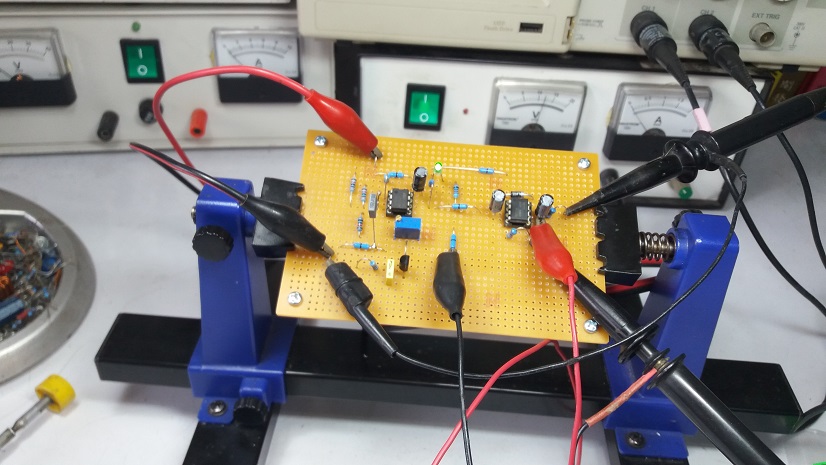 Op-amp LM393 Control DC-DC Synchronous Buck Converter