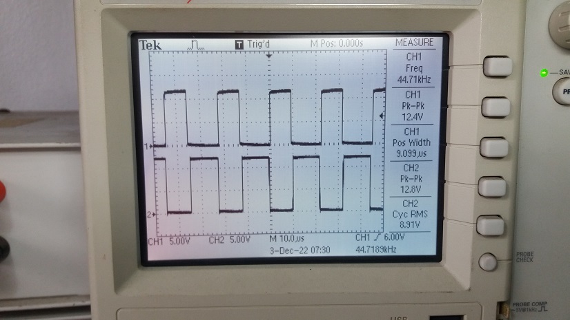 Op-amp LM393 Control DC-DC Synchronous Buck Converter