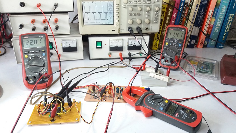 Dual-Phase Buck Converter by using SG3524 Controller