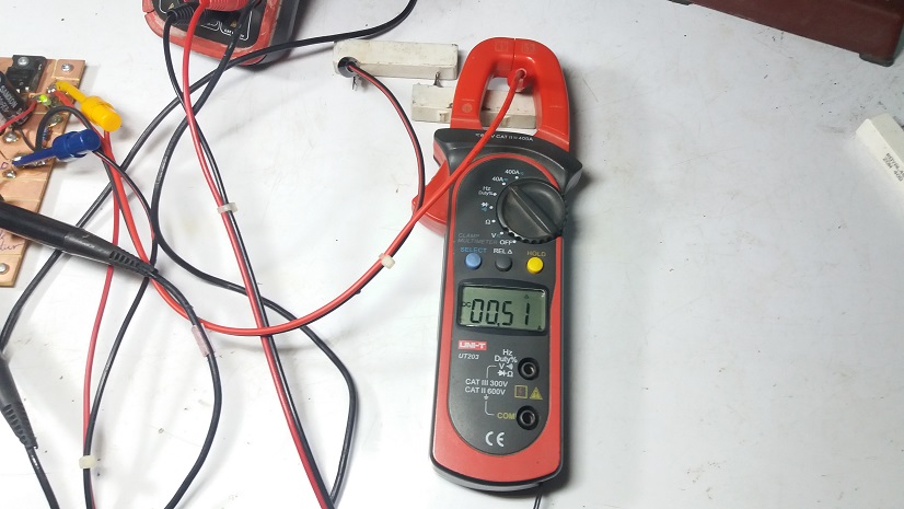 Prototype Self-Oscillating Flyback Converter SMPS