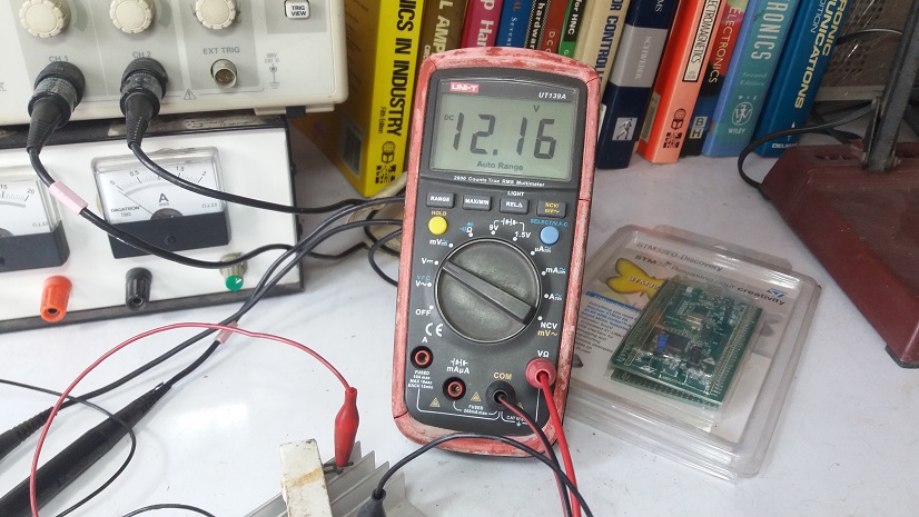 Basic Current-sharing By using Voltage-Controlled Current Sources for DC-DC Converters