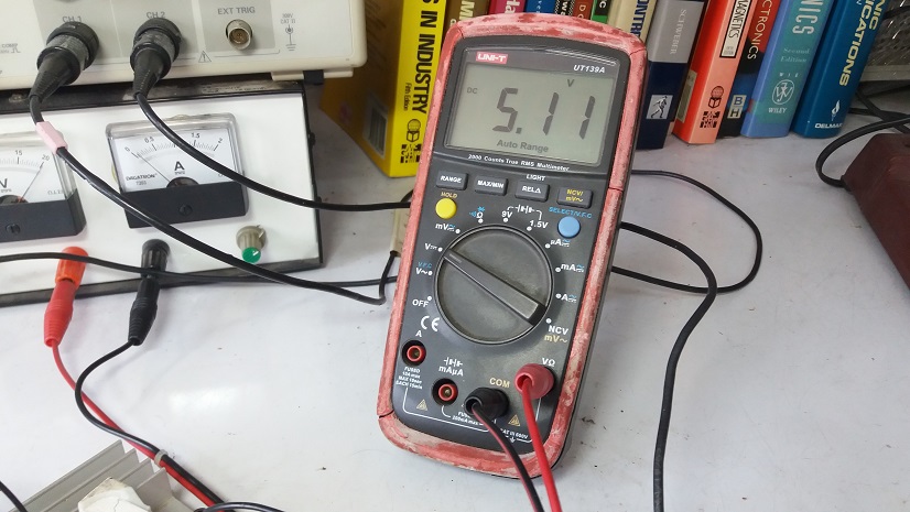 L293D Output Stage for DC-DC Two-Phase Buck Converter