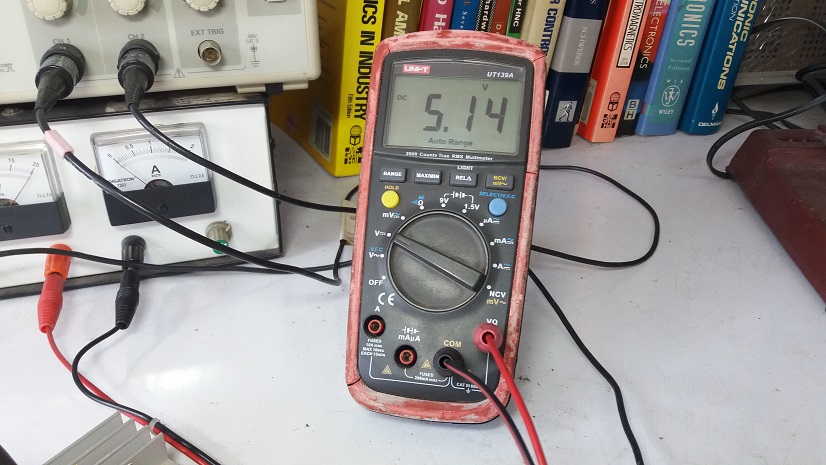 L293D Output Stage for DC-DC Two-Phase Buck Converter