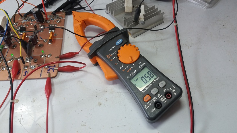 Basic Current-sharing By using Voltage-Controlled Current Sources for DC-DC Converters