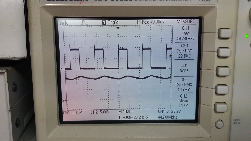 Simple Lossless Inductor Current Sensing for DC-DC Converters 