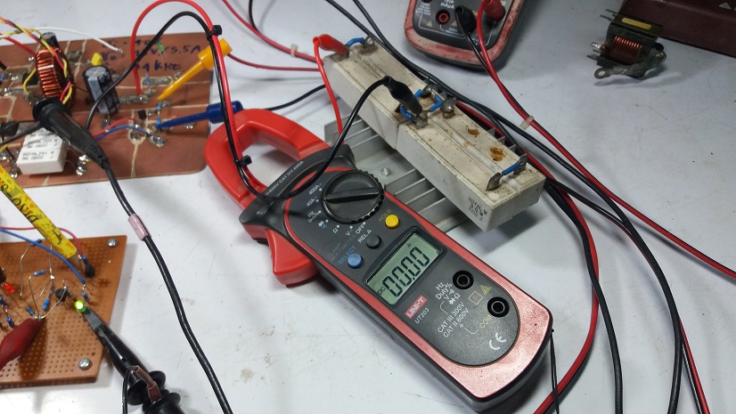 Simple Lossless Inductor Current Sensing for DC-DC Converters