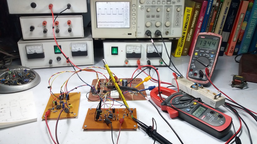 Simple Lossless Inductor Current Sensing for DC-DC Converters