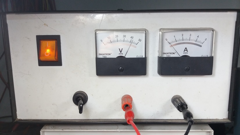 Simple Lossless Inductor Current Sensing for DC-DC Converters 