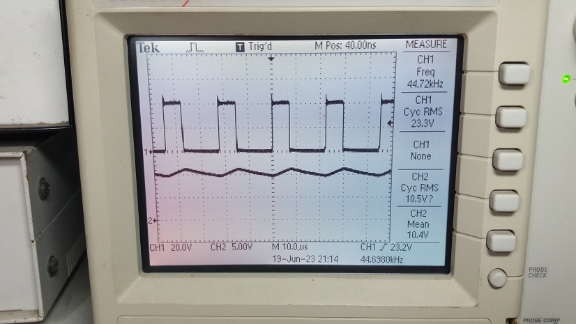 Simple Lossless Inductor Current Sensing for DC-DC Converters 