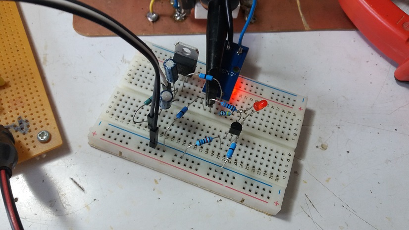 Simple Lossless Inductor Current Sensing for DC-DC Converters