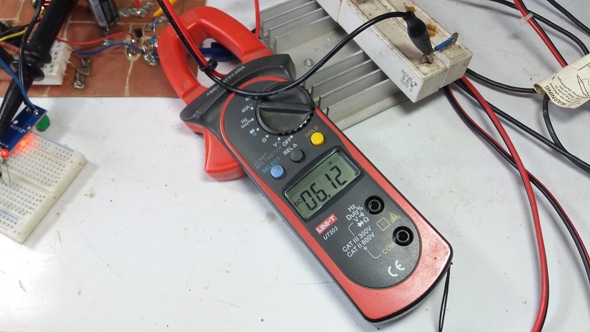 Simple Lossless Inductor Current Sensing for DC-DC Converters